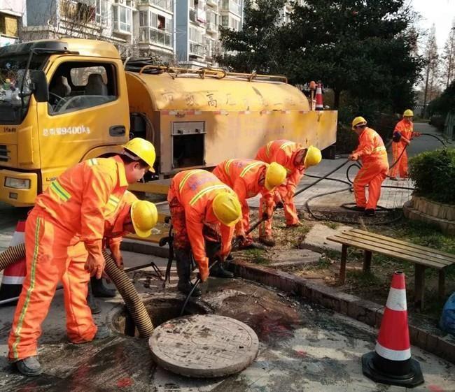 鹤城市政管道清淤